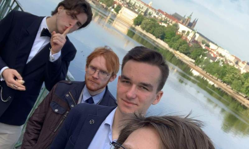 debatní klub