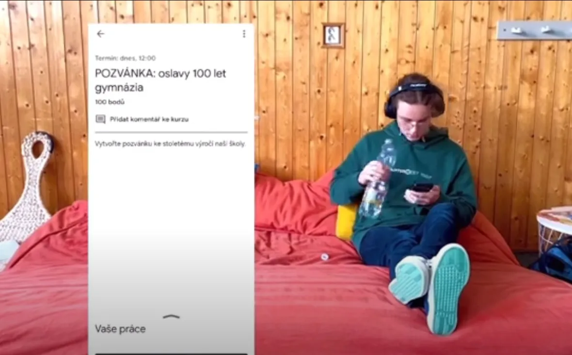 100
