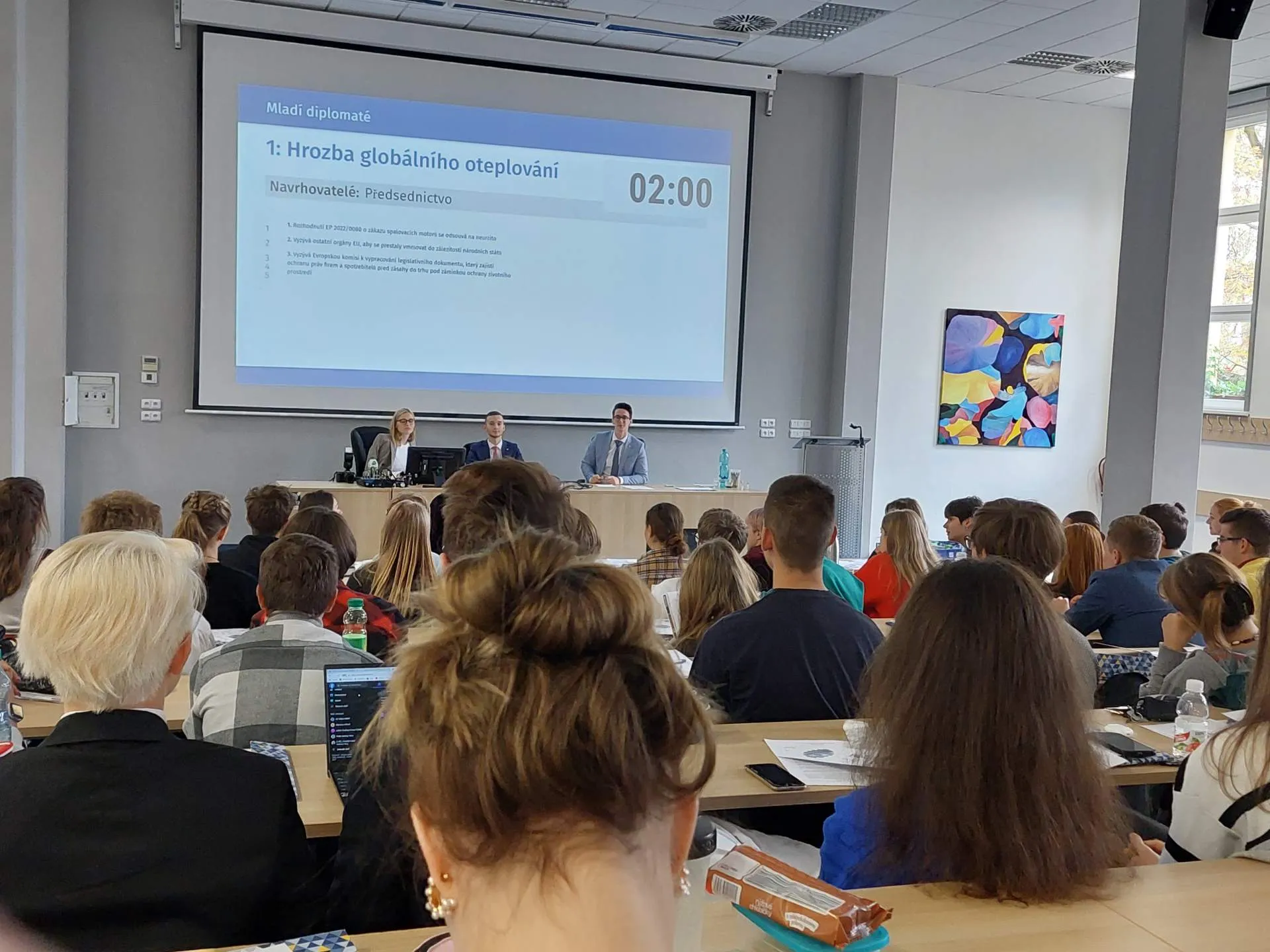 mladí diplomaté